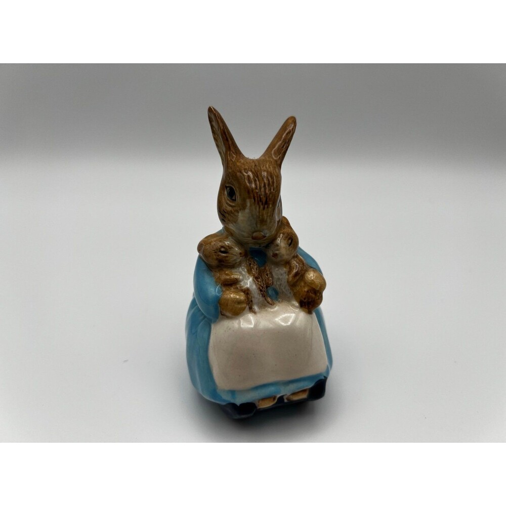 Vintage Beswick Beatrix Potter Mrs Rabbit and Bunnies Figurine BP-3b 1976
